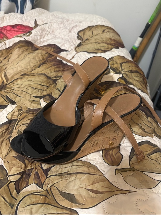 Tory Burch Shoes - Tory Burch Black Patent and Tan Leather Wedge Sandals